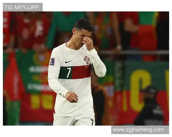 AI技术助力足球明星C罗变脸新形象引发球迷热议 AI技术助力足球明星C罗变脸新形象引发球迷热议