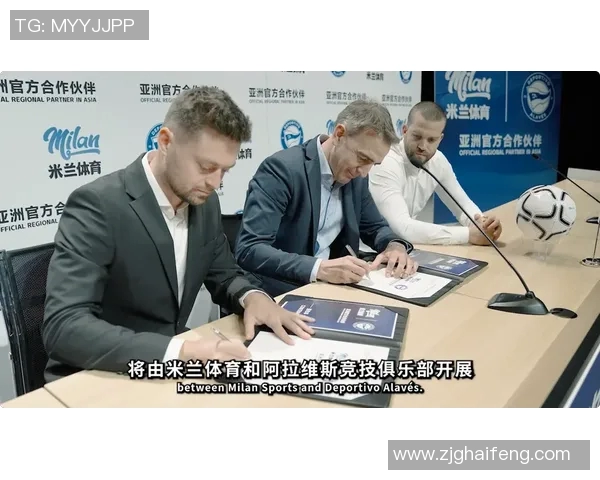 三大足球明星携手合作拍摄精彩视频展现友谊与竞技精神